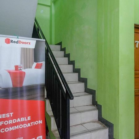Hotel Reddoorz Near Politeknik Manado Extérieur photo